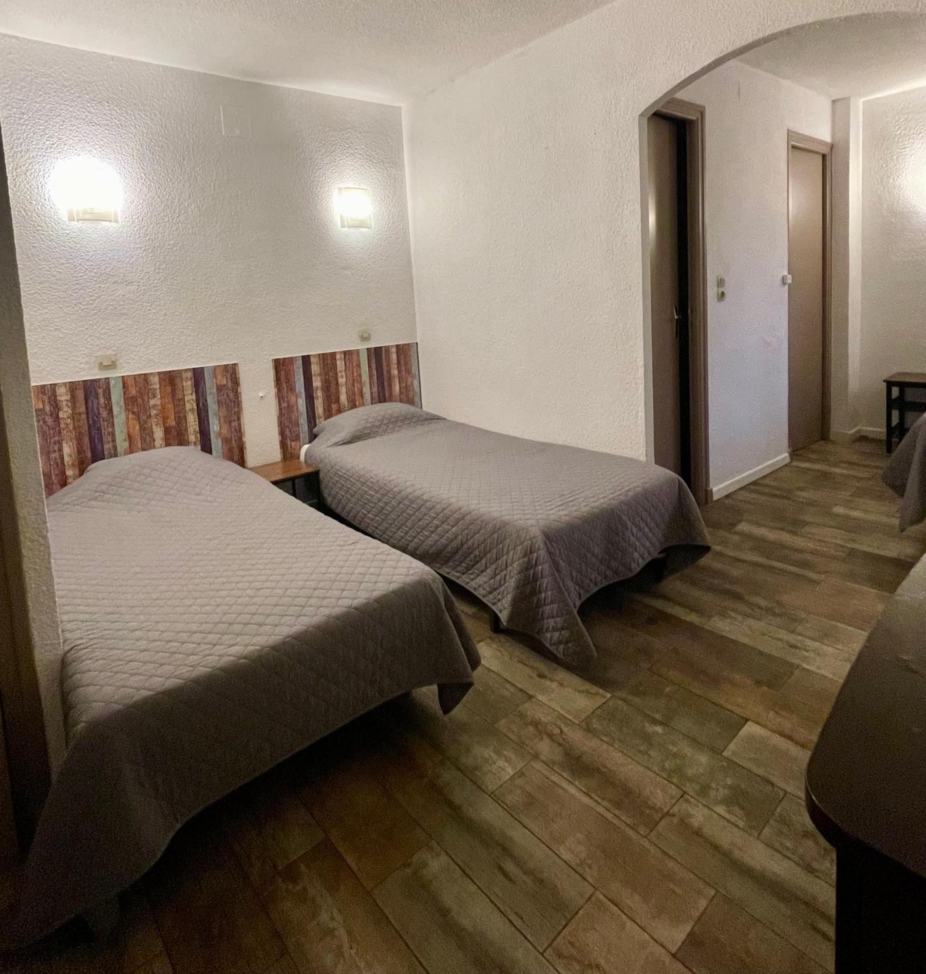 Hotel Alexander Perpignan Room photo