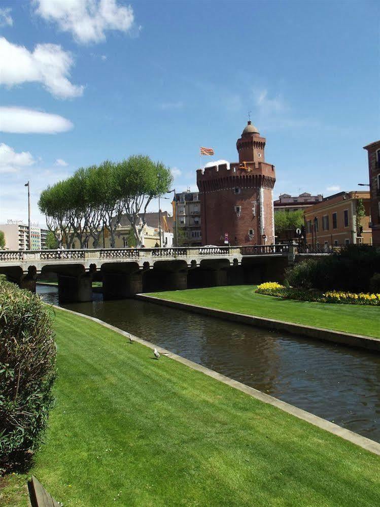 Hotel Alexander Perpignan Exterior photo